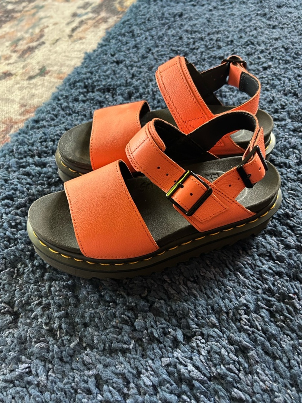 Dr. Martens Voss Sandal